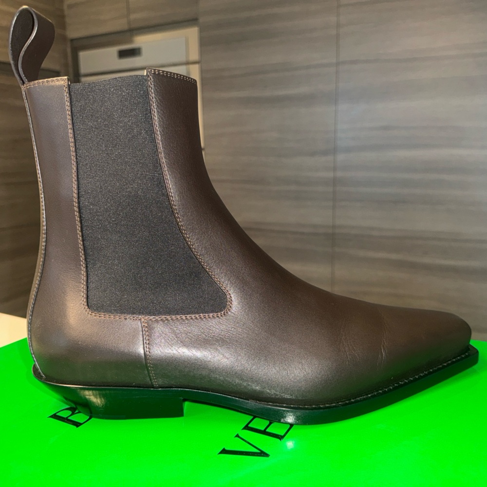 Bottega Veneta men’s Chelsea boots leather